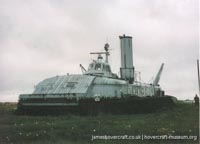 BH7 being moved to The Hovercraft Museum